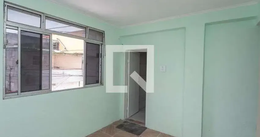 Casa com 1 quarto para alugar na Rua Grécia, Canhema, Diadema