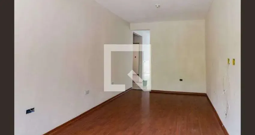 Casa com 2 quartos para alugar na Rua Nazir Miguel, Parque Ipê, São Paulo