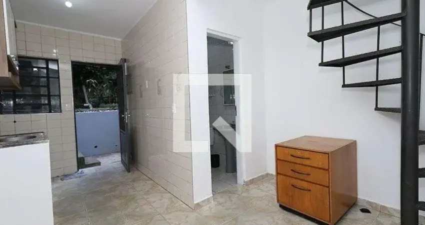 Casa com 1 quarto para alugar na Rua Simpatia, Vila Madalena, São Paulo