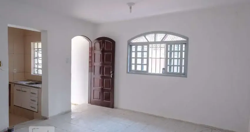 Casa com 1 quarto para alugar na Rua Iracema, Vila Ema, São Paulo