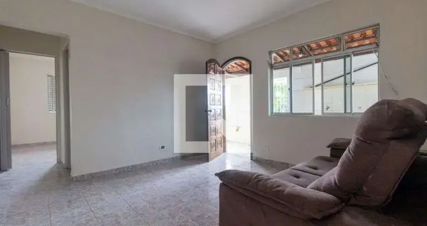 Casa com 1 quarto para alugar na Rua Antônio Pedro Ceará, Ponte Rasa, São Paulo