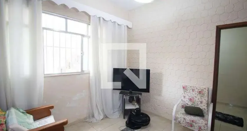 Casa com 2 quartos para alugar na Rua Jose Sally, Porto Novo, São Gonçalo