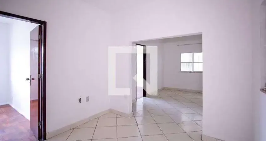 Casa com 3 quartos para alugar na Estrada Raul Veiga, Raul Veiga, São Gonçalo