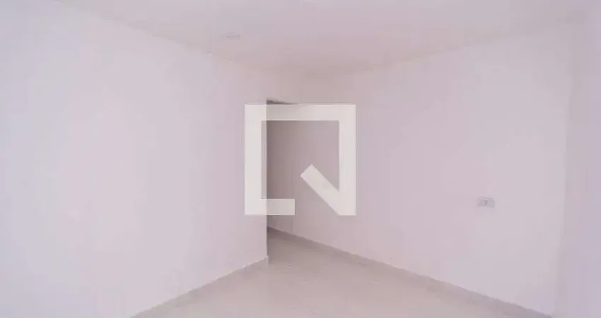 Casa com 2 quartos para alugar na Rua Serra Preta, Cangaíba, São Paulo