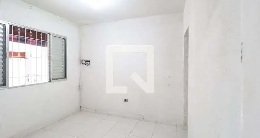 Casa com 1 quarto para alugar na Avenida Ramiz Galvão, Jardim Brasil, São Paulo