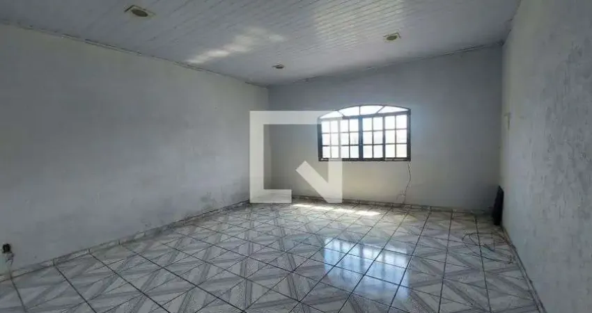 Casa com 5 quartos para alugar na Rua João Pekny, Biritiba, Poá