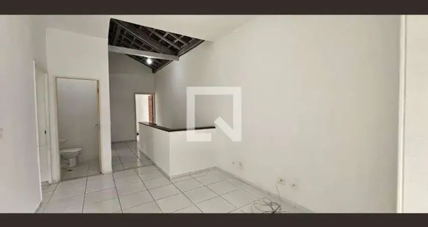 Casa com 2 quartos para alugar na Rua Dionísio da Costa, Vila Mariana, São Paulo