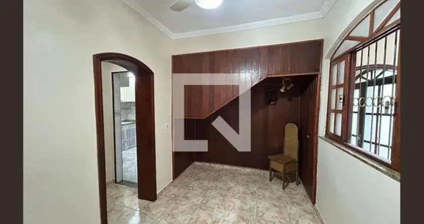 Casa com 2 quartos para alugar na Rua Joaquim Meier, Méier, Rio de Janeiro