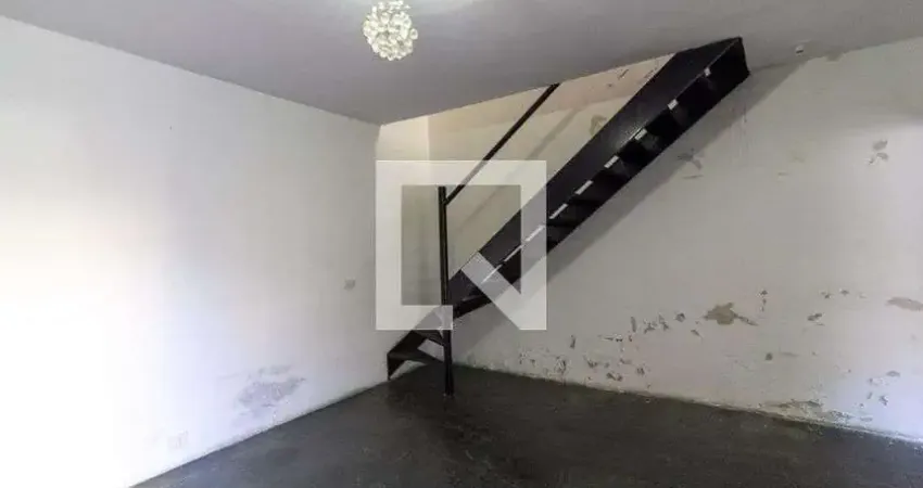 Casa com 2 quartos para alugar na Rua Surubim, Brooklin, São Paulo