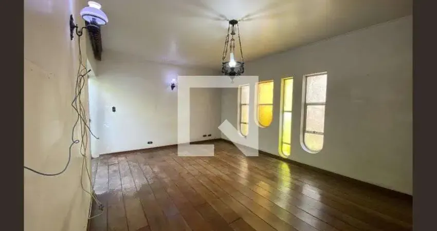 Casa com 6 quartos para alugar na Rua Henrique Peres, Mooca, São Paulo