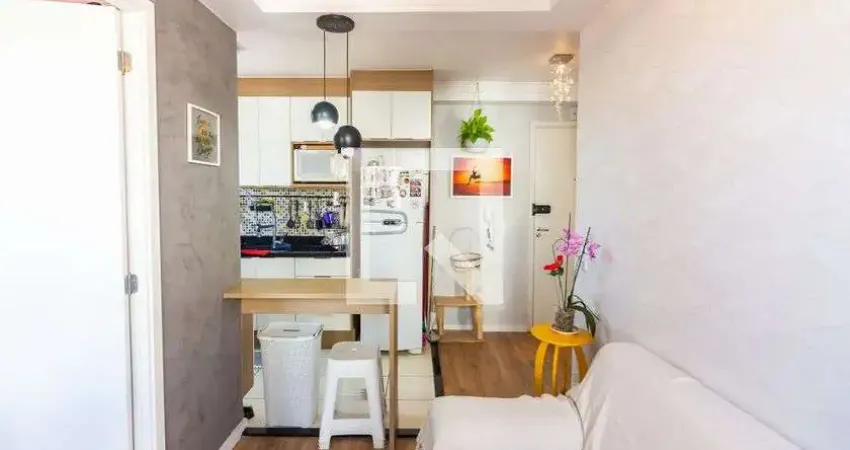 Apartamento com 2 quartos para alugar na Rua Jubair Celestino, Centro, Osasco