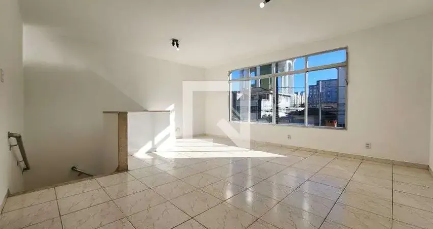 Casa com 3 quartos para alugar na Rua Comendador Alfaia Rodrigues, Aparecida, Santos