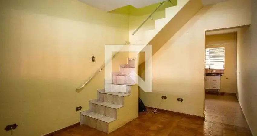 Casa com 2 quartos para alugar na Rua das Limeiras, Canhema, Diadema