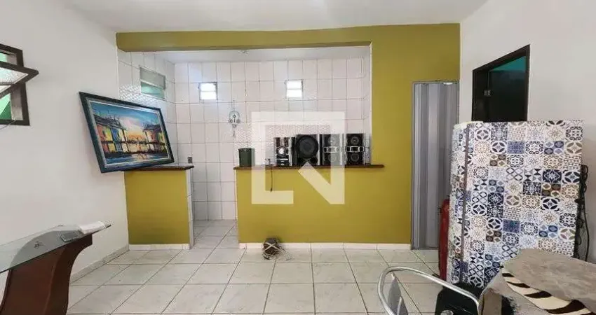 Casa com 1 quarto para alugar na Rua Doutor Esteves de Assis, Cidade Nova, Salvador
