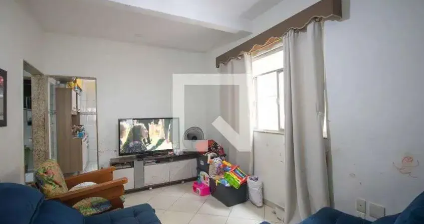 Casa com 2 quartos para alugar na Rua Jose Sally, Porto Novo, São Gonçalo