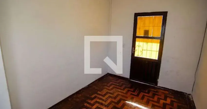 Casa com 2 quartos para alugar na Avenida Plácido Mottin, Santa Cecília, Viamão