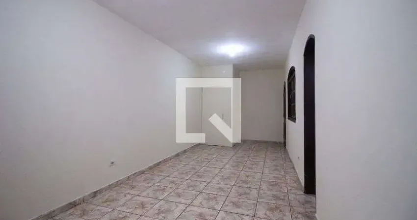 Casa com 2 quartos para alugar na Rua Antônio Sarzedas, Sapopemba, São Paulo