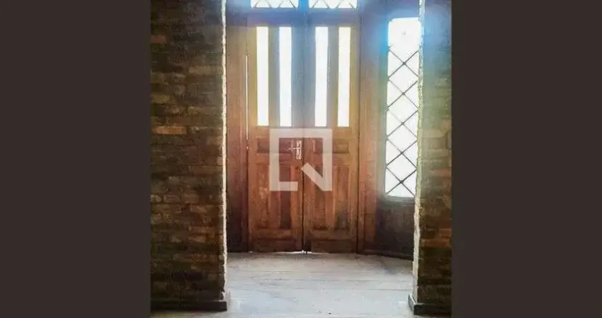 Casa com 7 quartos para alugar na Rua Santiago Dantas, Glória, Porto Alegre