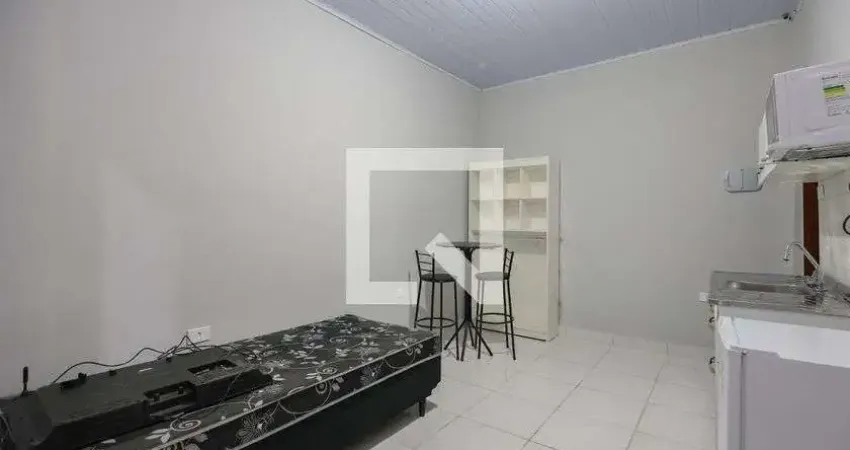 Kitnet / stúdio para aluguel - parque assunção, 1 quarto,  14 m² - taboão da serra