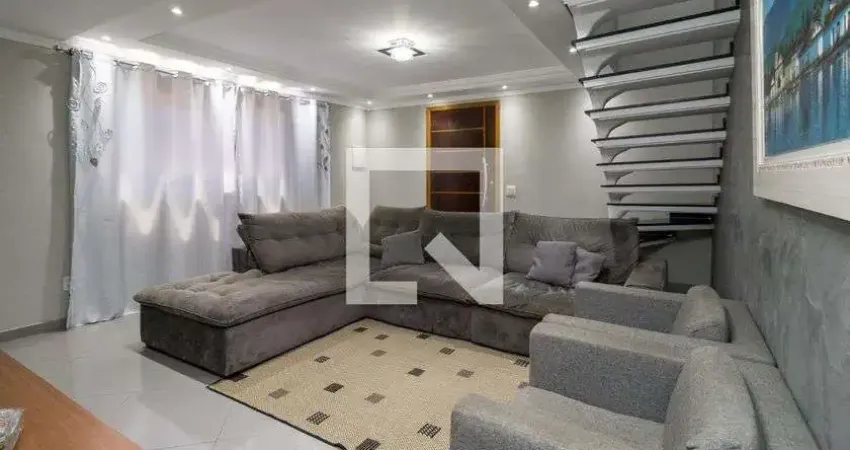 Casa com 3 quartos para alugar na Rua dos Financiais, Sapopemba, São Paulo