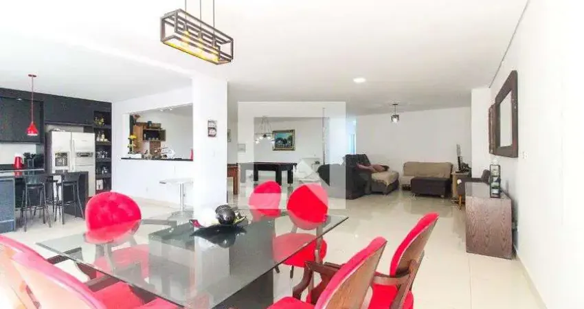 Casa com 4 quartos para alugar na Rua José Pereira Cardoso, Jardim São Miguel, São Paulo