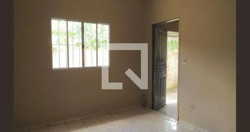 Casa com 1 quarto para alugar na Avenida César Abraão, Centro, Osasco