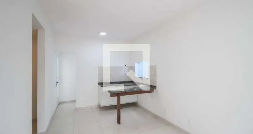 Casa com 2 quartos para alugar na Rua João Bittencourt, Edson Passos, Mesquita