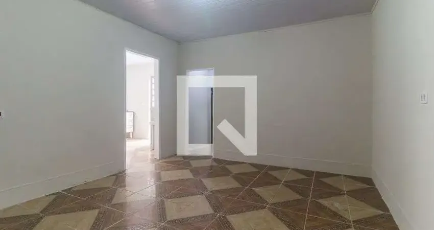 Casa com 3 quartos para alugar na Rua Sacadura Cabral, Vila Júlia, Poá