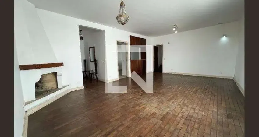 Casa com 3 quartos para alugar na Rua João Della Manna, Butantã, São Paulo