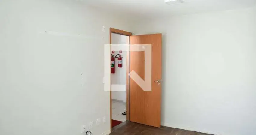 Apartamento com 2 quartos para alugar na Rua Américo Floriano de Toledo, Lajeado, Cotia