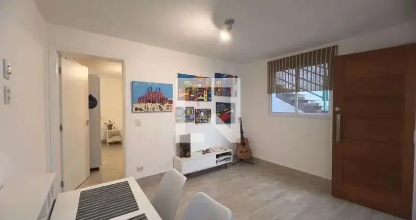 Casa com 1 quarto para alugar na Rua Cabo Eduardo Alegre, Sumaré, São Paulo