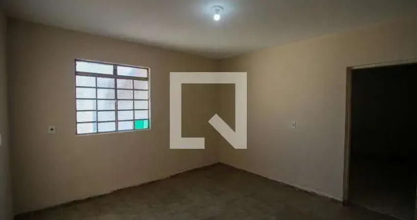 Casa com 1 quarto para alugar na Rua Nestor Trevisan, Vila Piedade, Sorocaba