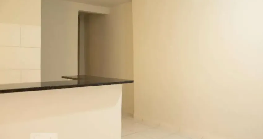 Casa para Aluguel - Vila Campestre, 2 Quartos, 72 m² - São Paulo