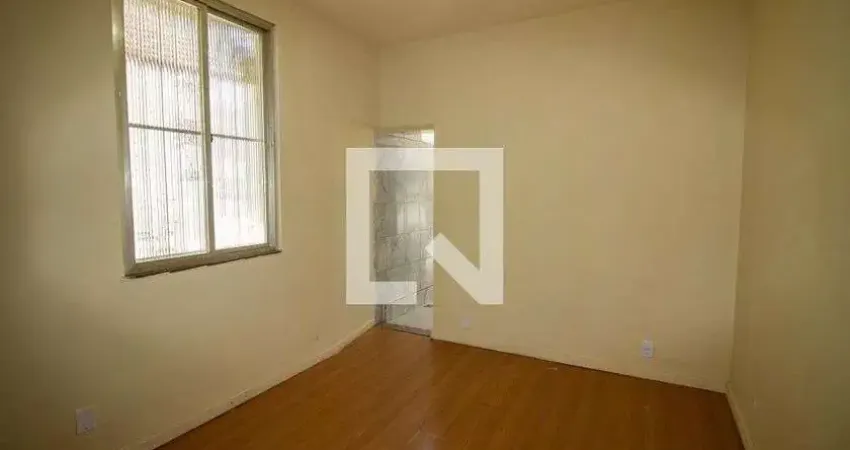 Casa com 2 quartos para alugar na Rua Indaiaçu, Andaraí, Rio de Janeiro