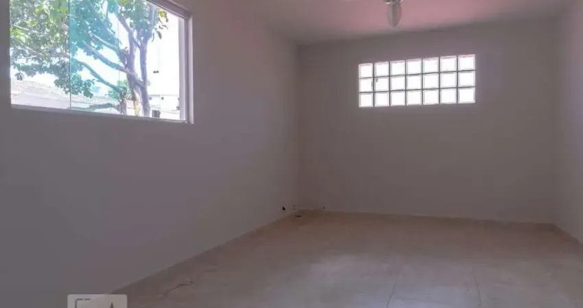 Casa com 1 quarto para alugar na Rua Acuruá, Vila Romana, São Paulo