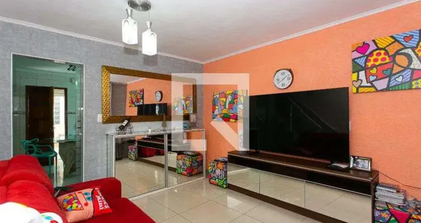 Casa com 3 quartos para alugar na Rua Maria José da Silva, Vila Carrão, São Paulo