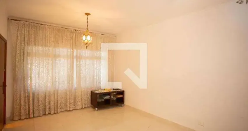 Casa com 3 quartos para alugar na Rua Nilva, Vila Jaguara, São Paulo