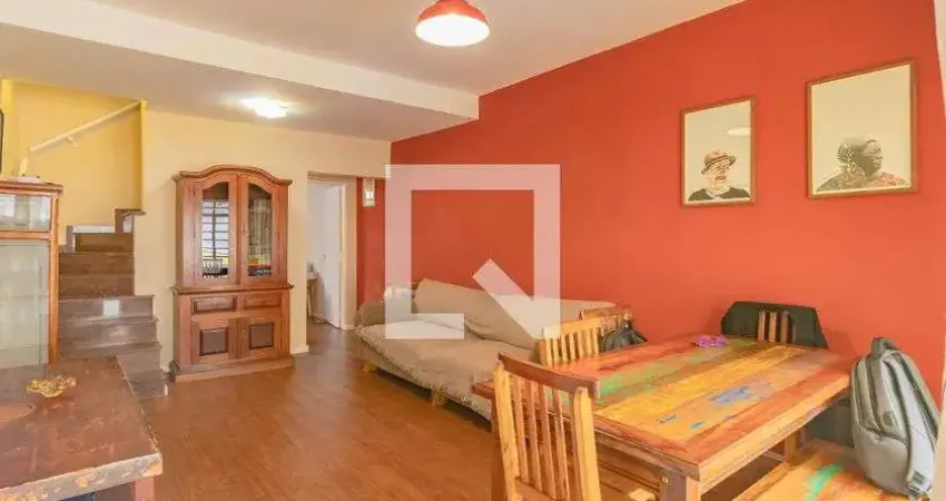 Casa com 3 quartos para alugar na Rua Traituba, Saúde, São Paulo