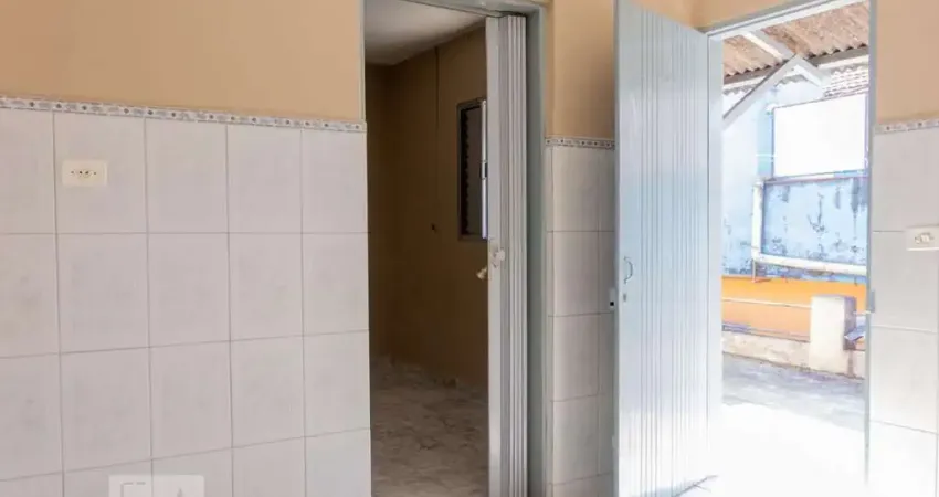 Casa com 1 quarto para alugar na Rua Pedro Alexandre Brotto, Bela Vista, Osasco