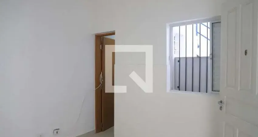 Kitnet / Stúdio para alugar na Rua Urânio, Saúde, São Paulo