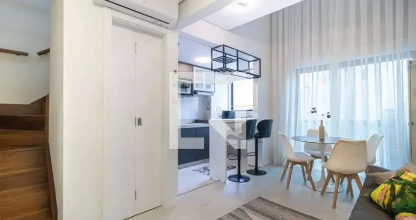 Apartamento com 1 quarto para alugar na Avenida Ibijaú, Moema, São Paulo