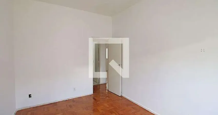 Casa com 2 quartos para alugar na Rua Vilela Tavares, Méier, Rio de Janeiro