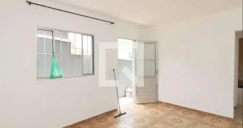 Casa com 1 quarto para alugar na Rua Guira, Itaquera, São Paulo