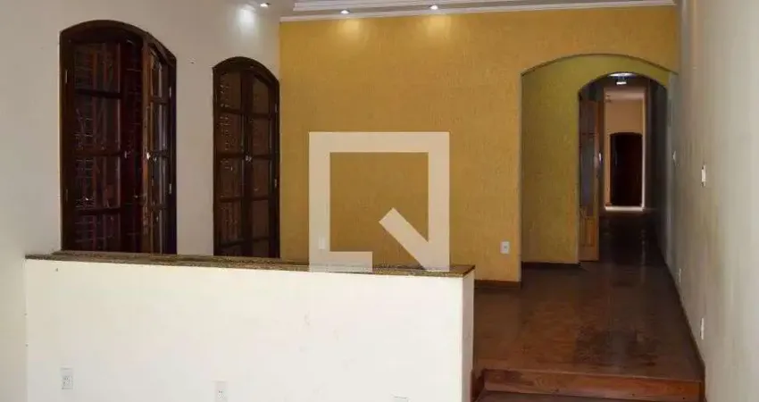 Casa com 3 quartos para alugar na Rua Duarte de Carvalho, Tatuapé, São Paulo