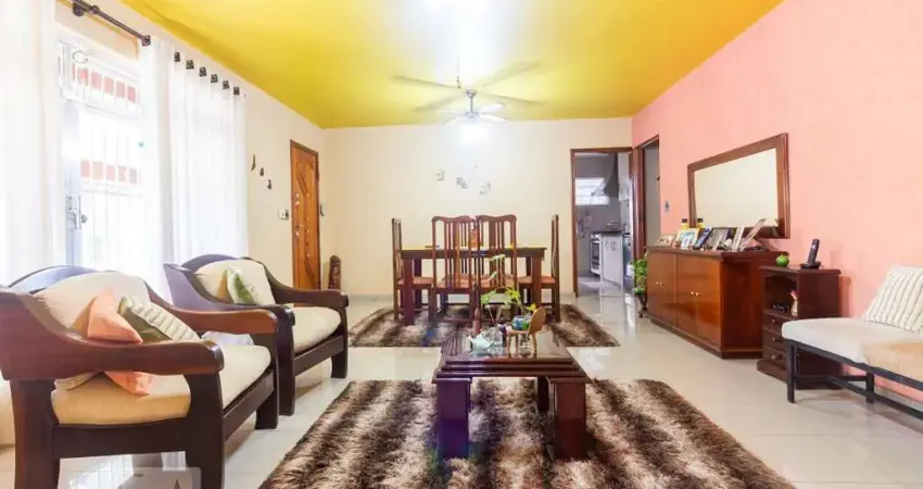 Casa com 4 quartos para alugar na Rua Maria Teresa Farabulini Rodrigues, Jaguaré, São Paulo