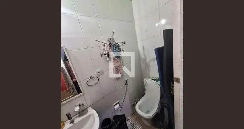 Casa com 3 quartos para alugar na Rua José de Almeida, Vila Ede, São Paulo
