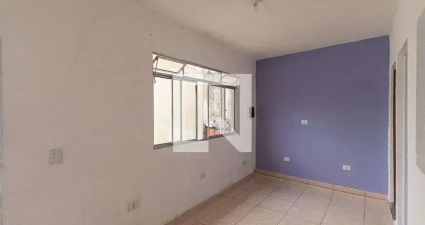 Casa com 2 quartos para alugar na Rua Jucupema, Itaquera, São Paulo