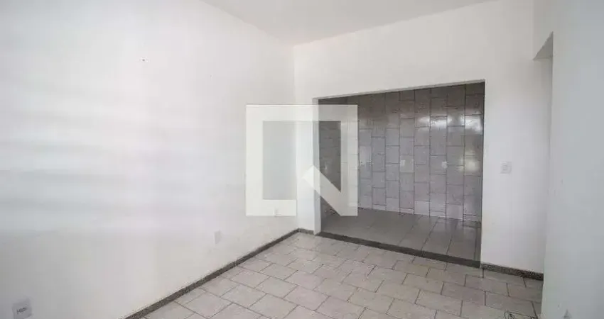 Casa com 2 quartos para alugar na Rua Maria Olinda Nascimento, Linda Vista, Contagem