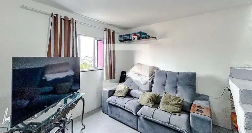 Casa com 2 quartos para alugar na Rua Sérvulo de Castro, Vila Matilde, São Paulo