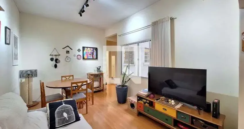 Apartamento com 2 quartos para alugar na Rua Dronsfield, Lapa, São Paulo